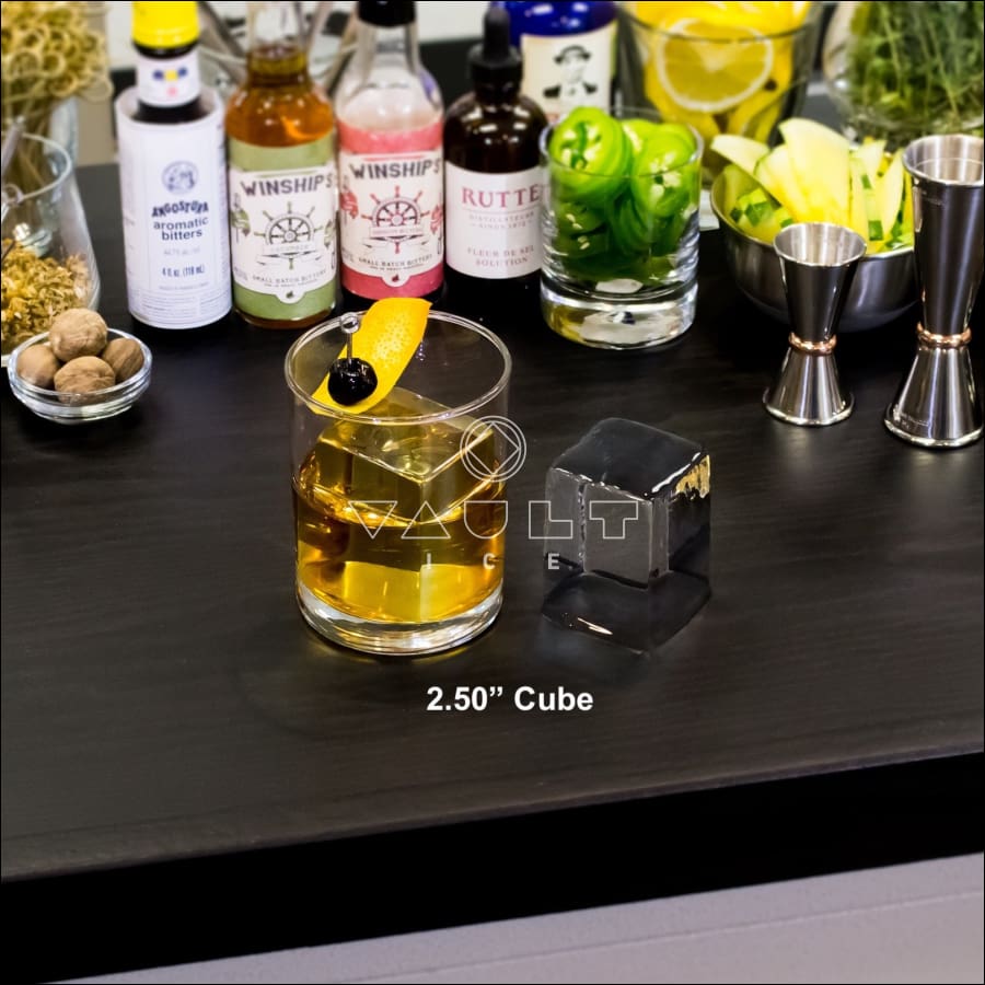 https://vaultice.myshopify.com/cdn/shop/products/craft-cocktail-rocksr-2-50-cube-ice_926.jpg?v=1569600974